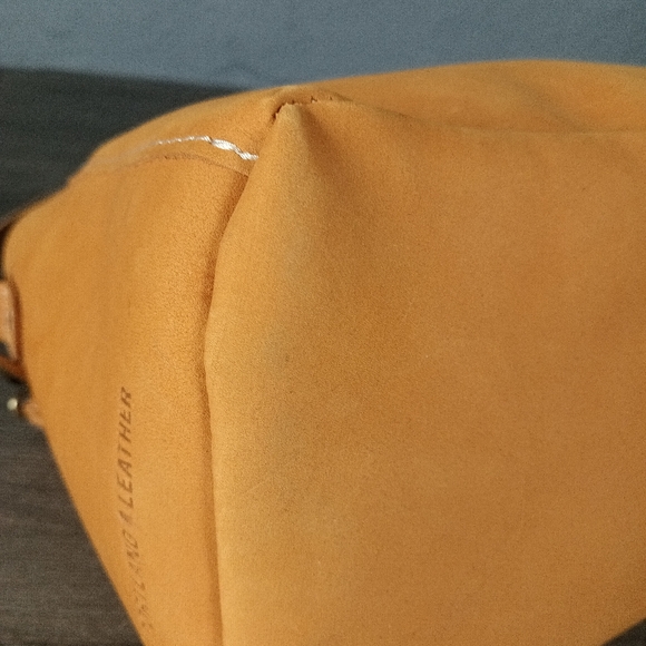 Portland Leather Butterfly Bucket Bag - Picture 10 of 16